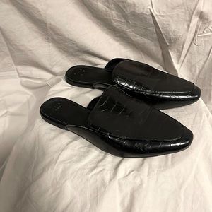 Black crocodile mules